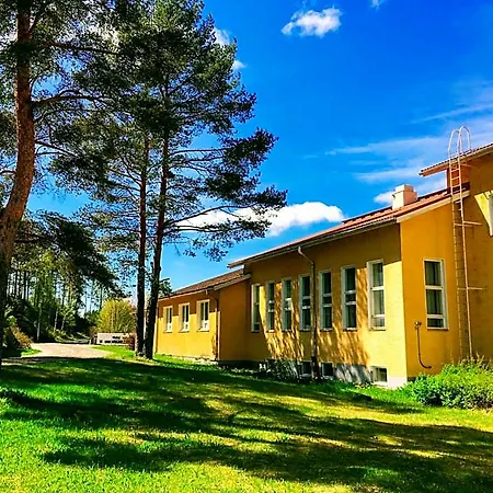 Vanha Koulu فندق *